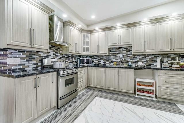 2562 Islington Ave, House detached with 4 bedrooms, 4 bathrooms and 6 parking in Toronto ON | Image 4