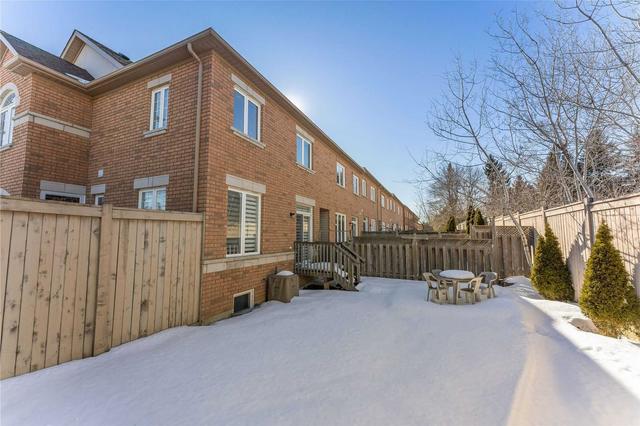 97 - 8 Townwood Dr, House attached with 3 bedrooms, 4 bathrooms and 4 parking in Richmond Hill ON | Image 19