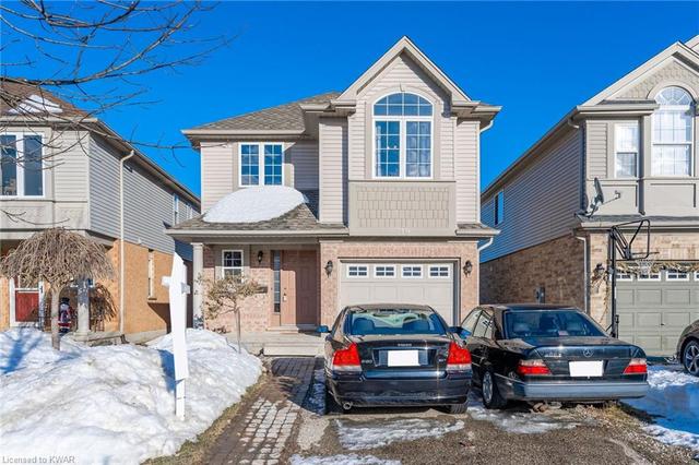 719 Grand Banks Drive, House detached with 3 bedrooms, 2 bathrooms and 3 parking in Waterloo ON | Image 1