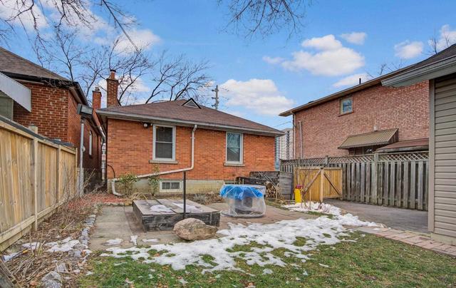 263 John St, House detached with 2 bedrooms, 2 bathrooms and 5.5 parking in Toronto ON | Image 18