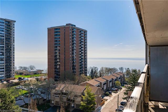 904 - 2263 Marine Drive, House attached with 2 bedrooms, 1 bathrooms and 1 parking in Oakville ON | Image 25