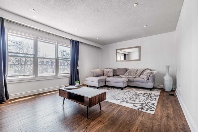 18 - 235 Bronte St S, Townhouse with 3 bedrooms, 2 bathrooms and 3 parking in Milton ON | Image 8