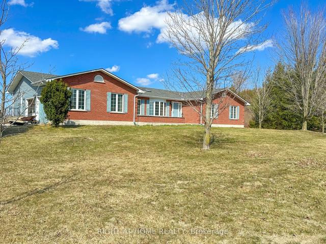 560 Davis Dr, House detached with 3 bedrooms, 3 bathrooms and 17 parking in Uxbridge ON | Image 23