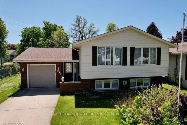 551 18th Street A East, House detached with 3 bedrooms, 3 bathrooms and 3 parking in Owen Sound ON | Image 1