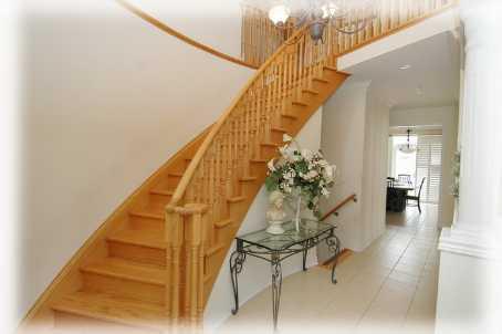 79 Vellore Ave, House detached with 5 bedrooms, 5 bathrooms and 2 parking in Vaughan ON | Image 2