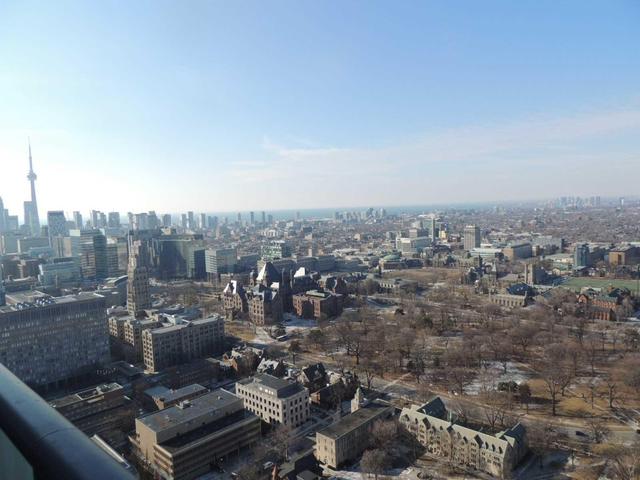 3907 - 1080 Bay St, Condo with 0 bedrooms, 1 bathrooms and null parking in Toronto ON | Image 3