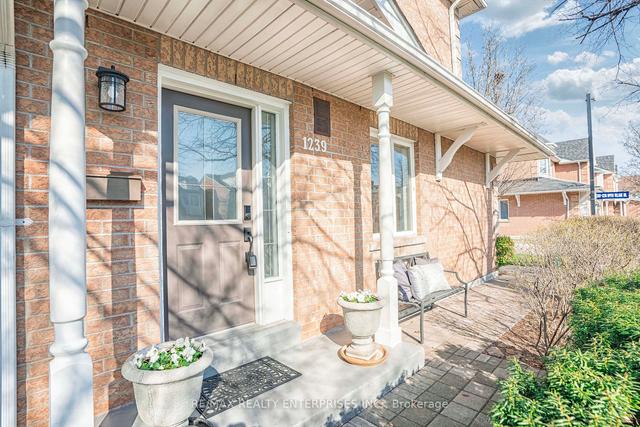 10 - 1239 Upper Village Dr, Townhouse with 3 bedrooms, 3 bathrooms and 2 parking in Mississauga ON | Image 34