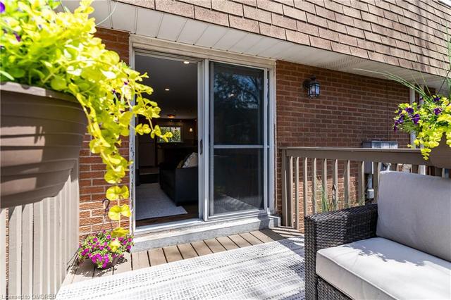 7 - 2056 Marine Drive, House attached with 3 bedrooms, 1 bathrooms and 2 parking in Oakville ON | Image 31