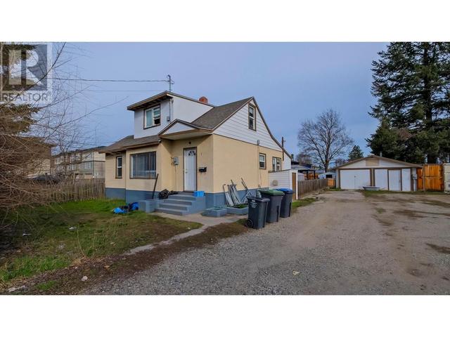 122 Wallace Road, House detached with 3 bedrooms, 2 bathrooms and 6 parking in Kelowna BC | Image 15