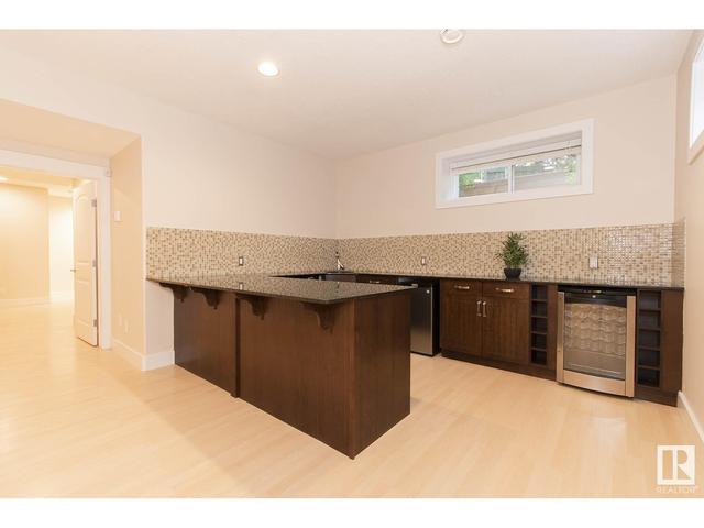 1635 Hector Rd Nw, House detached with 7 bedrooms, 3 bathrooms and 4 parking in Edmonton AB | Image 44