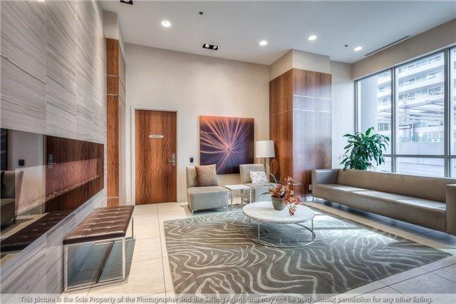 1001 - 50 Town Centre Crt, Condo with 1 bedrooms, 1 bathrooms and 1 parking in Toronto ON | Image 11
