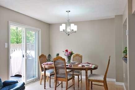5039 Rundle Crt, House attached with 3 bedrooms, 3 bathrooms and 4 parking in Mississauga ON | Image 5