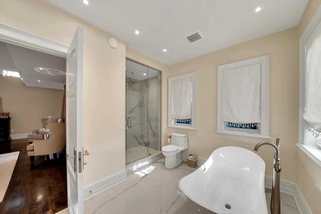 107 Flatbush Ave, House detached with 5 bedrooms, 8 bathrooms and 26 parking in Vaughan ON | Image 15