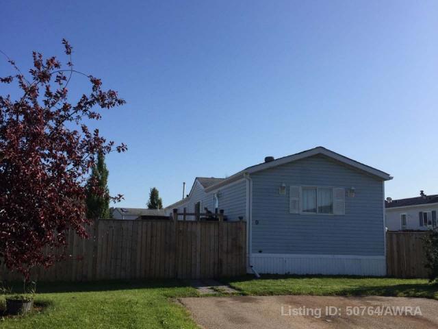9 Karlzen Crt, House detached with 3 bedrooms, 2 bathrooms and null parking in Whitecourt AB | Image 1