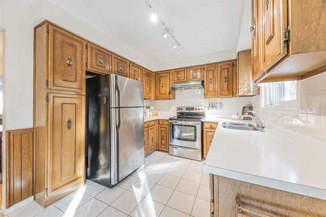 21 Tepee Crt, House detached with 4 bedrooms, 3 bathrooms and 6 parking in Toronto ON | Image 20