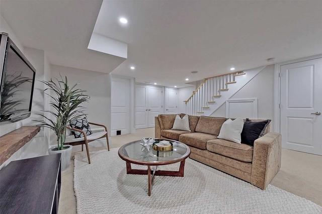 80 Brookside Dr, House semidetached with 3 bedrooms, 2 bathrooms and 0 parking in Toronto ON | Image 15