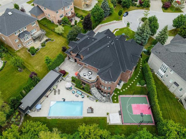 17 Frank Crt, House detached with 6 bedrooms, 8 bathrooms and 12 parking in Richmond Hill ON | Image 1