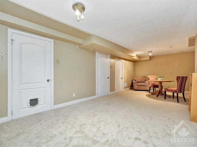 14 Hawley Crescent, House detached with 3 bedrooms, 3 bathrooms and 2 parking in Ottawa ON | Image 28