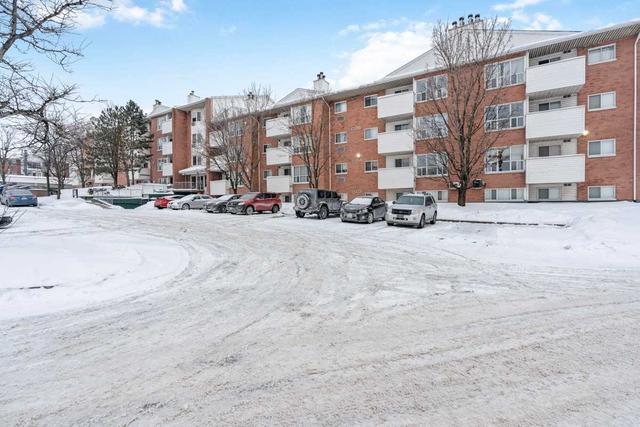 311 - 126 Bell Farm Rd, Condo with 1 bedrooms, 1 bathrooms and 1 parking in Barrie ON | Image 24