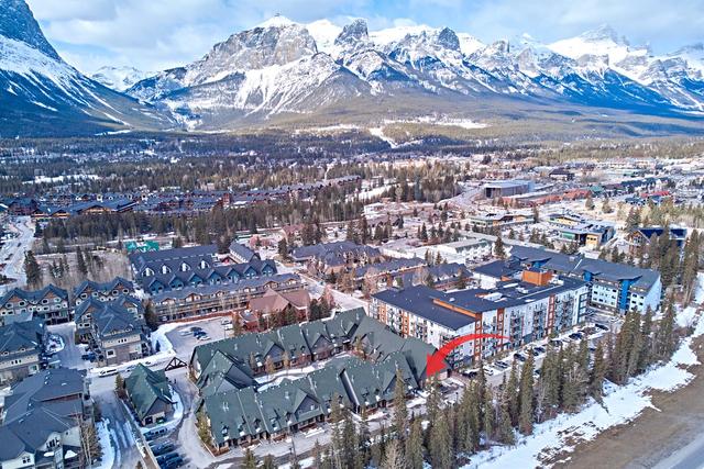 125 - 140 Kananaskis Way, Home with 2 bedrooms, 2 bathrooms and 1 parking in Canmore AB | Image 2