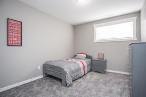 335 Spruce Street, Home with 3 bedrooms, 2 bathrooms and 2 parking in Red Deer County AB | Image 22