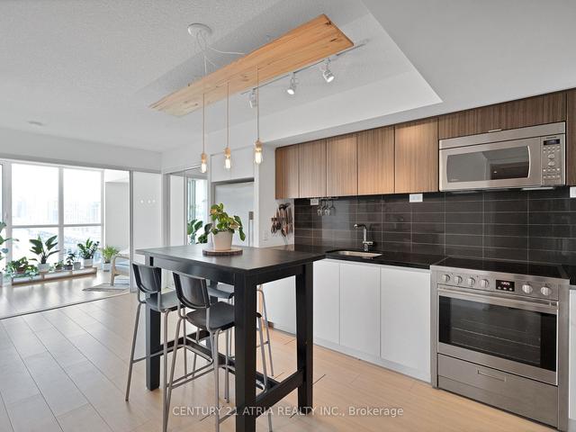 1005 - 75 Queens Wharf Rd, Condo with 1 bedrooms, 1 bathrooms and 0 parking in Toronto ON | Image 20