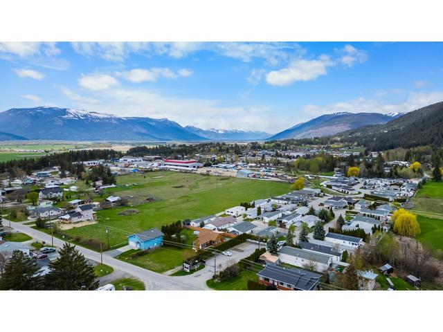 7 - 724 Devon Street, House detached with 2 bedrooms, 2 bathrooms and 2 parking in Creston BC | Image 42