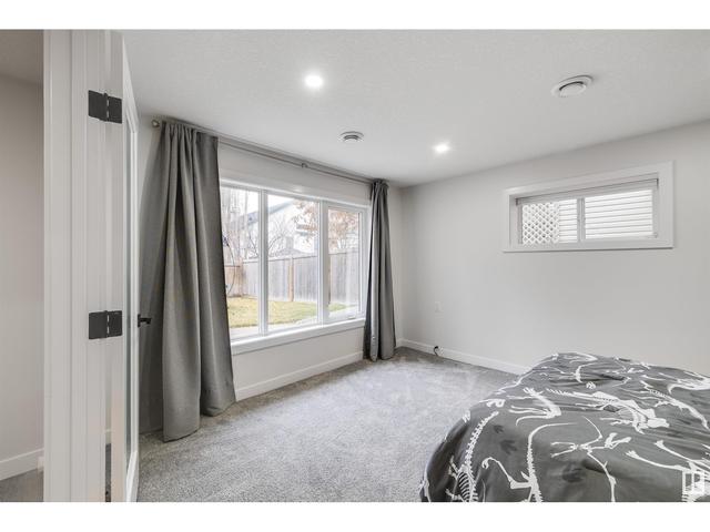 427 Forrest Dr, House detached with 4 bedrooms, 3 bathrooms and null parking in Edmonton AB | Image 30