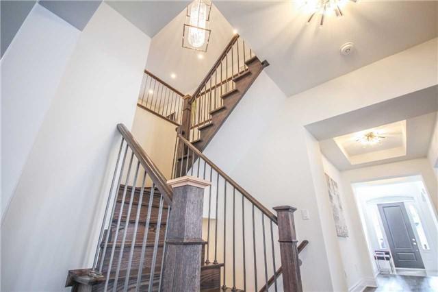 22 Forest Grove Crt, House detached with 4 bedrooms, 4 bathrooms and 2 parking in Aurora ON | Image 11