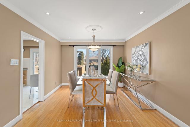 17 Ambrose Rd, House detached with 3 bedrooms, 2 bathrooms and 5 parking in Toronto ON | Image 35