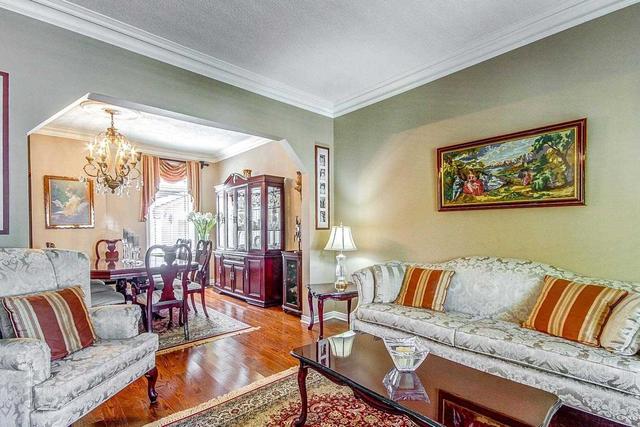 61 Torrens Ave, House detached with 3 bedrooms, 2 bathrooms and 7 parking in Toronto ON | Image 28