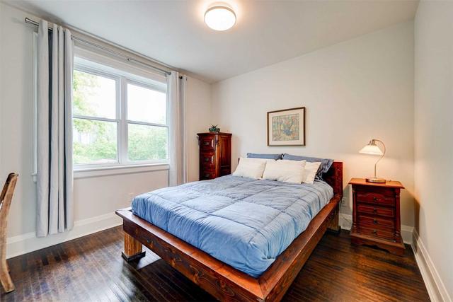 535 Donlands Ave, House detached with 4 bedrooms, 4 bathrooms and 1 parking in Toronto ON | Image 2