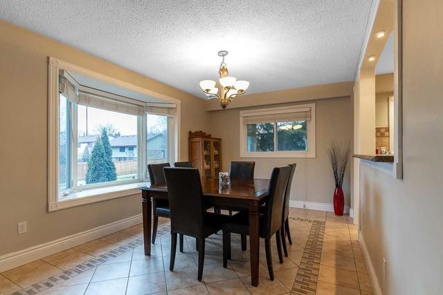 2368 Cavendish Dr, House detached with 4 bedrooms, 3 bathrooms and 4 parking in Burlington ON | Image 39