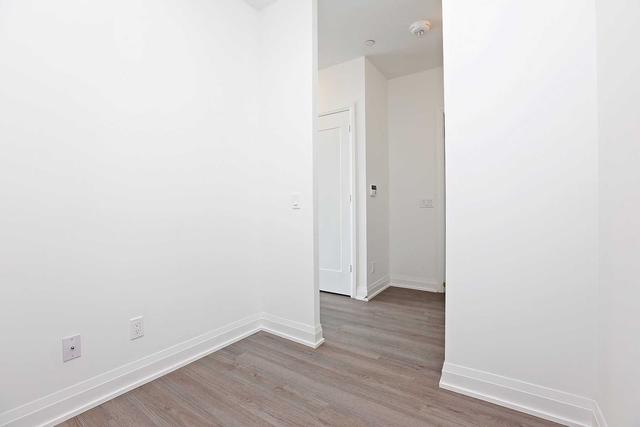 815 - 1 Belsize Dr, Condo with 1 bedrooms, 1 bathrooms and 0 parking in Toronto ON | Image 3