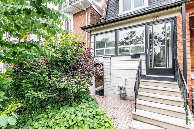upper - 20 Golden Ave, House semidetached with 3 bedrooms, 1 bathrooms and 2 parking in Toronto ON | Image 33