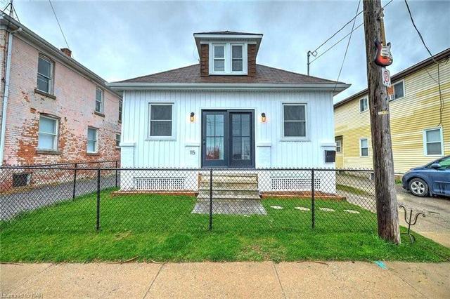 115 Vine St S, House detached with 4 bedrooms, 2 bathrooms and 3 parking in St. Catharines ON | Image 12