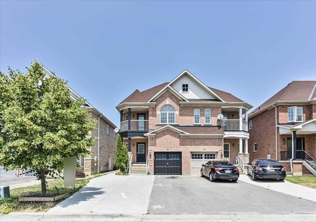 46 Ozner Cres, House semidetached with 4 bedrooms, 4 bathrooms and 2 parking in Vaughan ON | Image 1