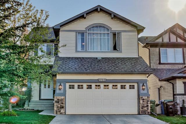 47 Panamount View Nw, House detached with 4 bedrooms, 3 bathrooms and 4 parking in Calgary AB | Image 1