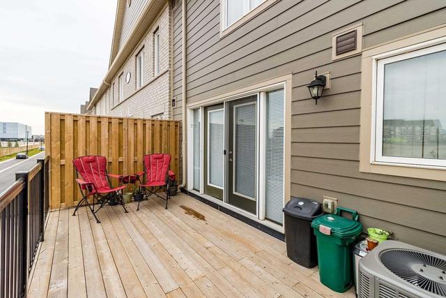 28 - 1 Beckenrose Crt, Townhouse with 2 bedrooms, 3 bathrooms and 1 parking in Brampton ON | Image 9