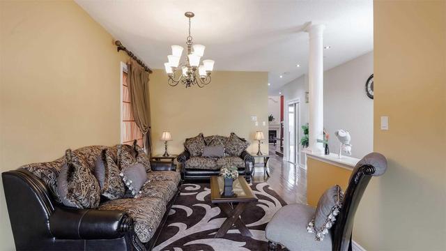 11 Moldovan Dr, House detached with 4 bedrooms, 4 bathrooms and 4 parking in Brampton ON | Image 2