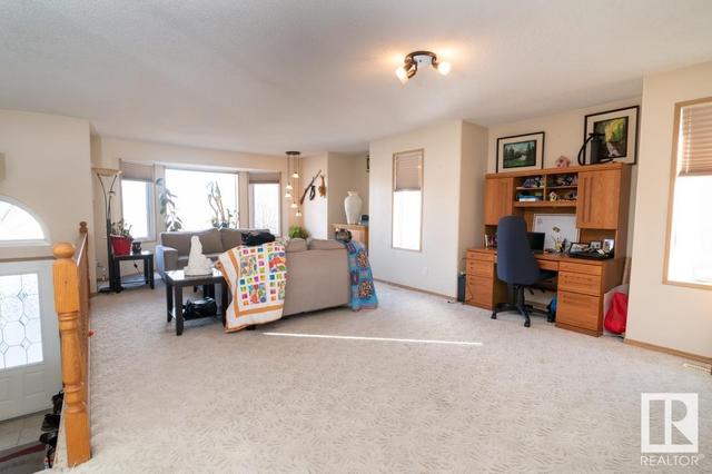 5116 58 Av, House detached with 5 bedrooms, 2 bathrooms and null parking in Tofield AB | Image 12