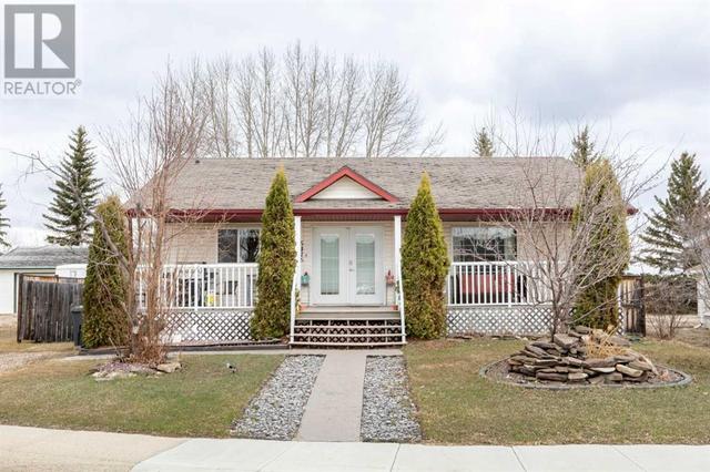 5416 49a Avenue, House detached with 4 bedrooms, 2 bathrooms and 1 parking in Alix AB | Image 1