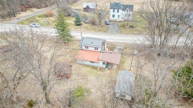333 Burridge Road, House detached with 2 bedrooms, 1 bathrooms and 5 parking in South Frontenac ON | Image 36