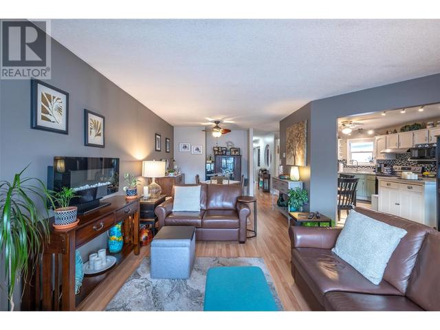 205 - 62 Dauphin Avenue, House attached with 2 bedrooms, 2 bathrooms and 1 parking in Penticton BC | Image 20