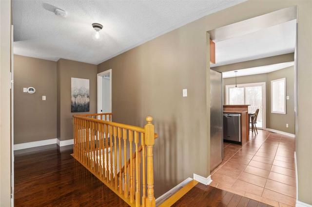81 Sproule Dr, House detached with 2 bedrooms, 3 bathrooms and 4 parking in Barrie ON | Image 37