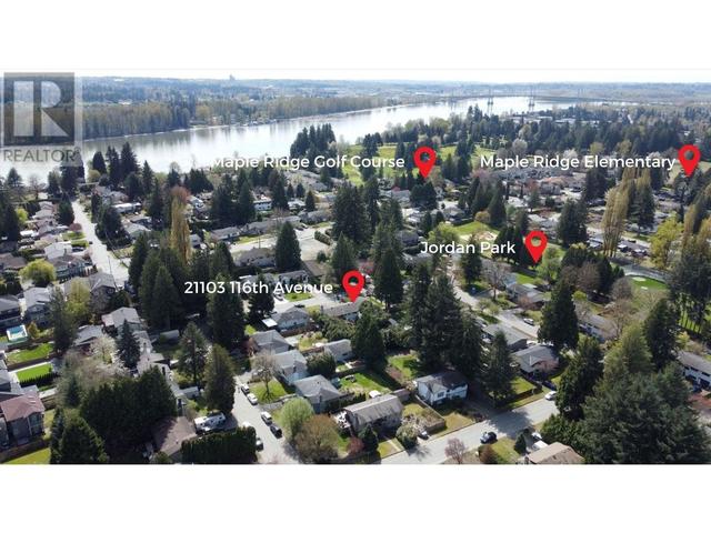 21103 116 Avenue, House detached with 4 bedrooms, 2 bathrooms and 8 parking in Maple Ridge BC | Image 39