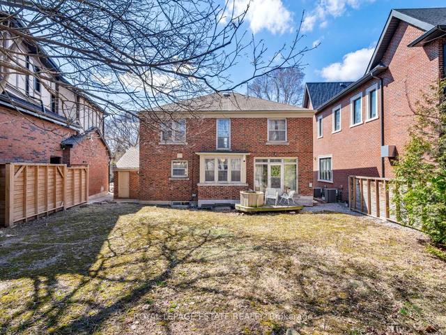 54 Strathearn Rd, House detached with 4 bedrooms, 3 bathrooms and 3 parking in Toronto ON | Image 4