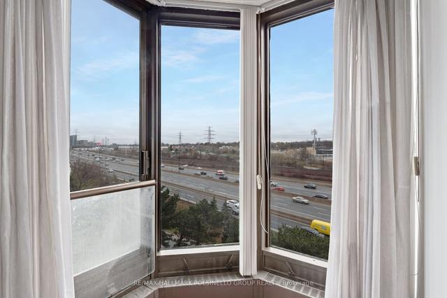 609 - 2045 Lake Shore Blvd W, Condo with 2 bedrooms, 2 bathrooms and 1 parking in Toronto ON | Image 5