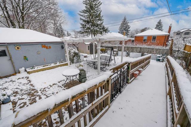 12 Ashdean Dr, House detached with 3 bedrooms, 3 bathrooms and 5 parking in Toronto ON | Image 25