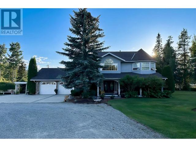 13725 Waldina Road, House detached with 3 bedrooms, 3 bathrooms and null parking in Fraser Fort George C BC | Image 1